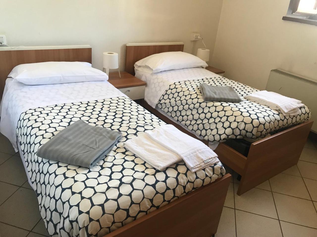 Albergo E Ostello Della Gioventu Biella Centro Storico Ngoại thất bức ảnh